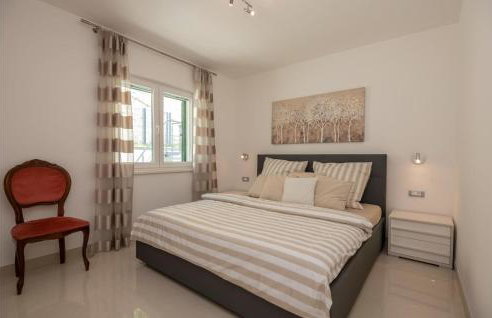 Cozy Home In Ricice With Wifi - Foto 57