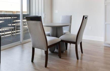 Landing Stylish 1BD Pool Clubhouse - Photo 8