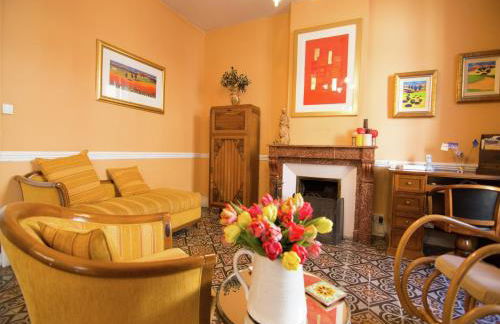 Old wine storehouse with terrace and garden - Foto 17