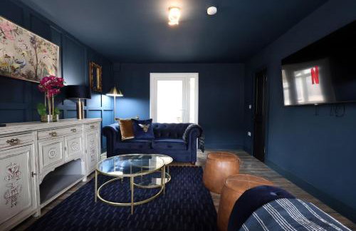 Sleeps14,Sauna,ColdPlunge,Hottub,xboxroom,XLgarden - Foto 15