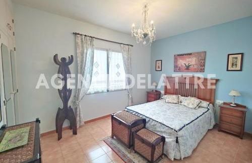 Villa privada con piscina, 3 dormitorios + 2 baños - ES-389-30 - Foto 11