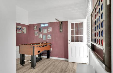 Beaches, Parks, Downtown, Trail, Breweries, Bikes, Gameroom - Foto 8