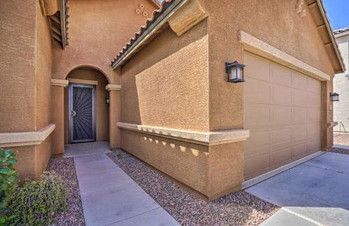 5 Mi to Surprise Stadium! Snowbird Escape with Pool - Foto 37