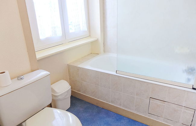 1 bedroom Apartment in La Richardais with garden - Photo 12