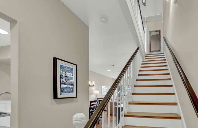 Luxury Riverfront Condo 1 BLK to Schlitterbahn! - Foto 35