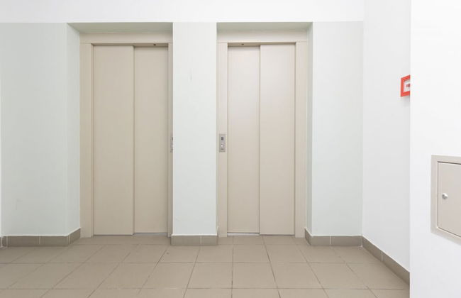 Belgradzka Apartment Warsaw by Renters - Photo 2