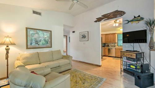 Waterfront Inglis Getaway with Dock 5 Mi to Gulf - Foto 2