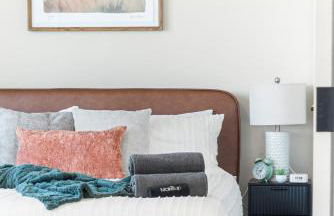 2BR in Downtown with Parking - Foto 33