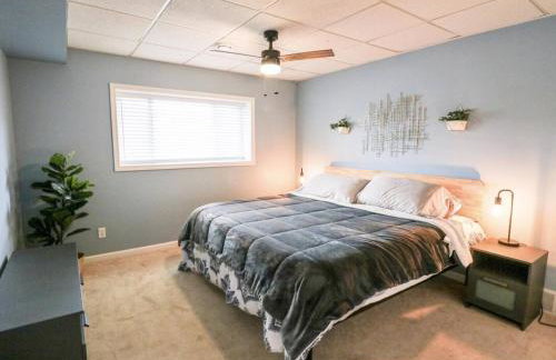 Bryan Lake Oasis in Downtown Lake Ann - Foto 47