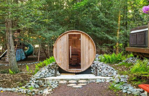 Lakehouse with Boats, MiniGolf, Sauna, HotTub, Swings and Playground! - Foto 78