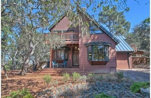 Poppy Cottage in the Pines-Spring Special - Photo 1