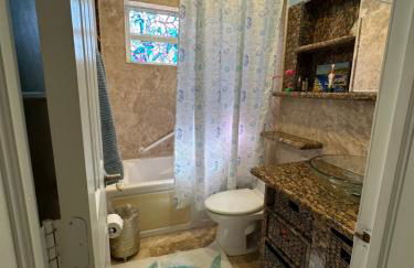 Luxury Waterfront Home, With Private Hot Tub, Hallandale Beach, Casinos, Shops - Foto 27