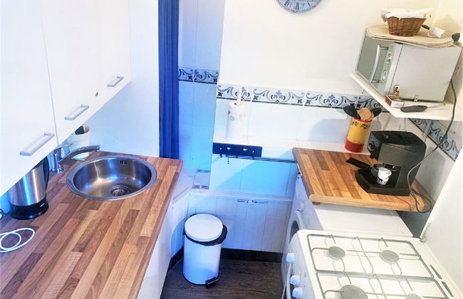 Pleasant Holiday Home With Sauna - Foto 16