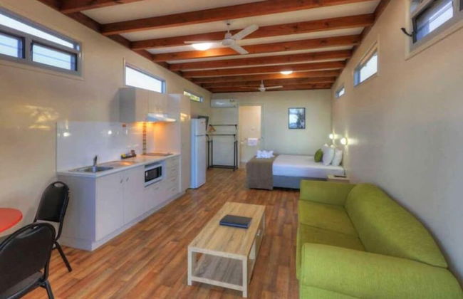 Tasman Holiday Parks - Rollingstone - Foto 15