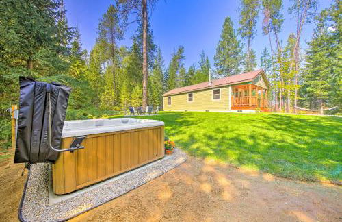 Rustic-Chic Woodland Hideaway with Hot Tub! - Foto 23