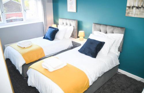 House Sleeps 8 with Garden and Parking - Foto 16