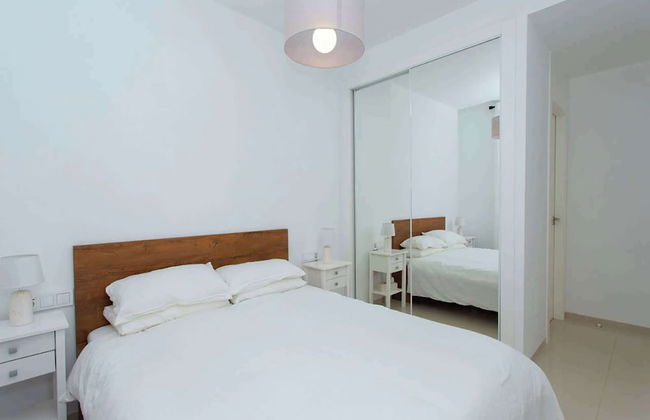 Sunset Paradise - Sleeps 4, Pool, Terrace & Views - Foto 3