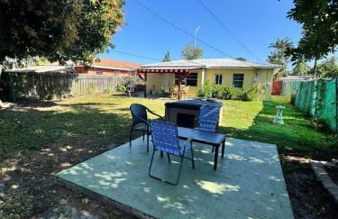 Fort Lauderdale Gem Private Yard and Patio - Foto 19