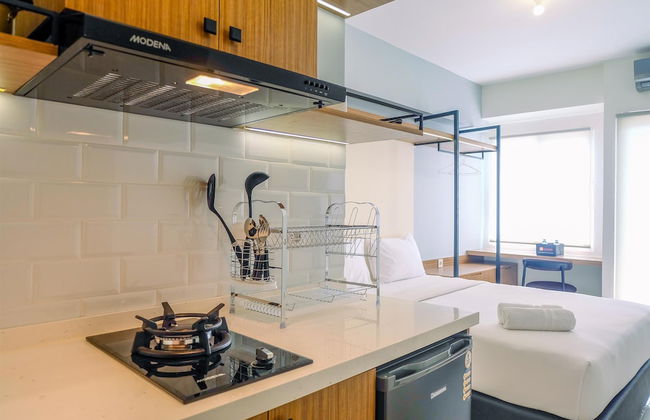 Fancy and Nice Studio at Podomoro Golf View Apartment - Photo 13