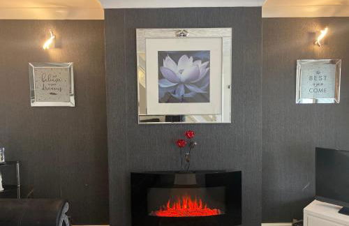 The Brook House - Spacious 3 Bed Home From Home in Burton - Foto 18