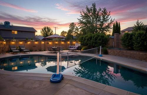 4BR Home for Groups Heated Pool Option - Foto 1