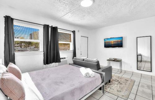 Executive Studio Hollywood Blvd & Near Beach - Foto 4