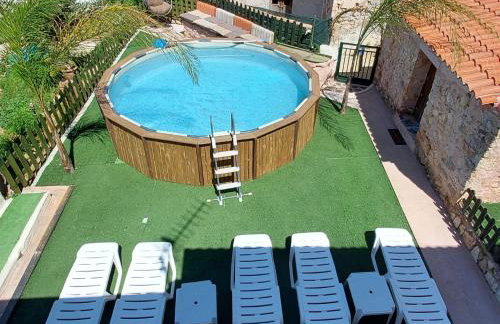 Michaela's House - Photo 1
