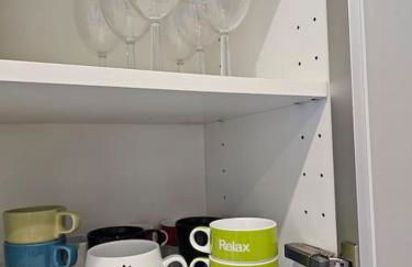 StayZen Apartments - Free Parking & Private Garden Ground Floor Central Woking - Business & Leisure - Photo 45