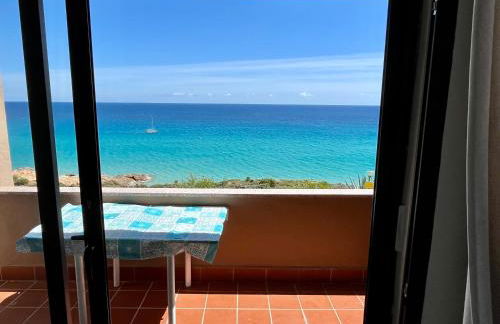 Casa Smeralda, Sea View beachfront SouthSardiniaHolidays - Foto 6