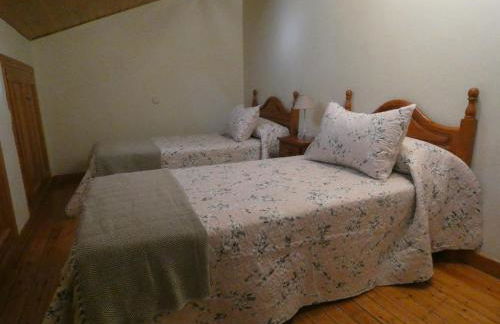 Núcleo de Turismo Rural Valle de Iruelas - Photo 49