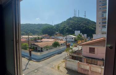 Apartamento na Praia dos Sonhos Perto do Mar em Itanhaém - Foto 17