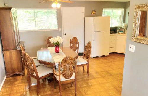 3BR Home, Pet-Friendly, Fenced Yard Near I-70, I-75, Hospitals, Wright-Patt AFB - Foto 21