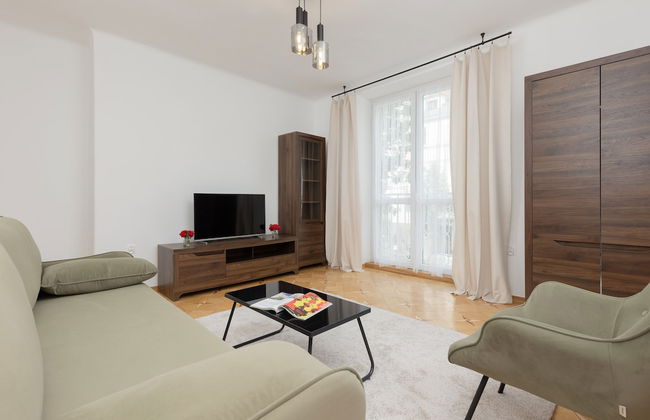 Bałuckiego Apartment Warsaw by Renters - Photo 2