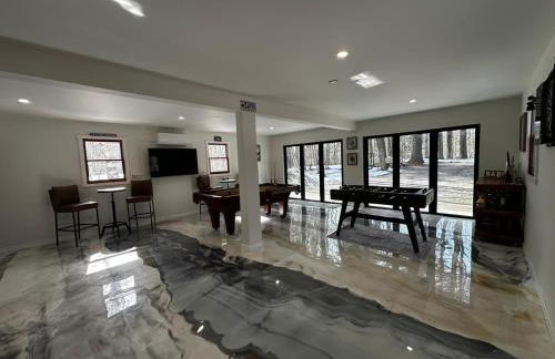 NEW Long Pond Lake View Pet-Friendly Getaway, ME - Foto 8