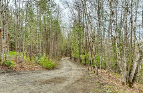 2 Mi to Lake Willoughby Peaceful Log Cabin! - Foto 30