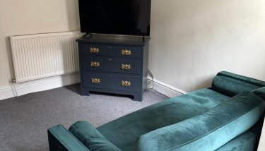 Marks Place - Photo 3