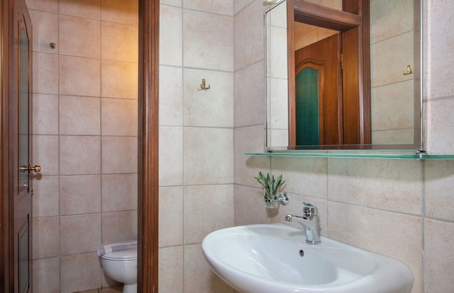 Hotel Castle Suites - Photo 30