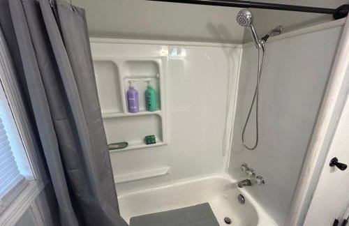 3 Bedroom Game House with Pool Table and Arcades - Foto 9