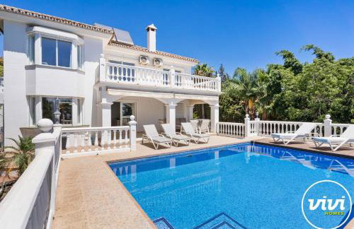 ViVi Homes - Villa Torre Alta - Sea views - pool - terrace - Photo 3