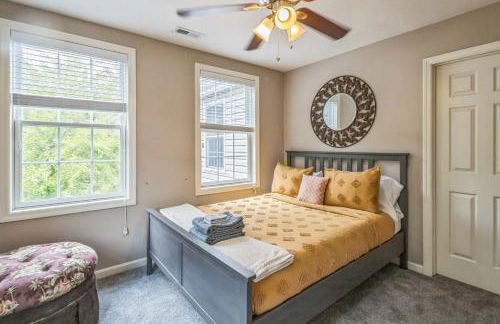 NFL Draft Stay Modern South Side Home 2-Car Garage - Foto 2