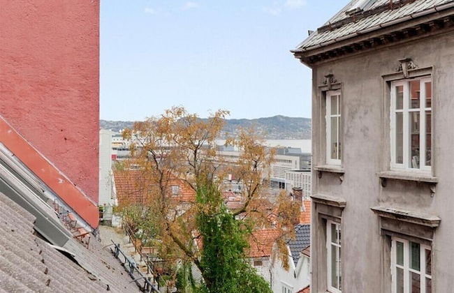 Urban Apartment - City Center - Photo 11