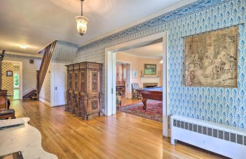 Lush Elkin Home with Porch Views and Pool Table - Foto 5