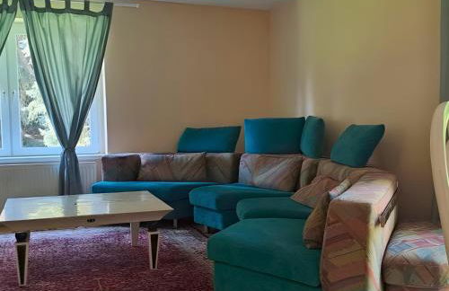 Ferienwohnungen Bernsdorfer Straße Chemnitz - zentrumsnah, teilweise mit Balkon oder Terrasse, große Parkanlage - ideal für Familien, Paare und Geschäftsleute - Foto 26