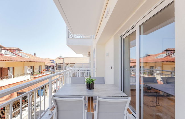 Kentro Luxury Suites - Photo 73