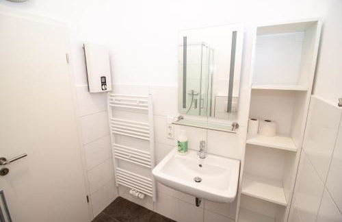 Modern, komfortabel, vollausgestattet - Apartments by mevoga - Photo 11