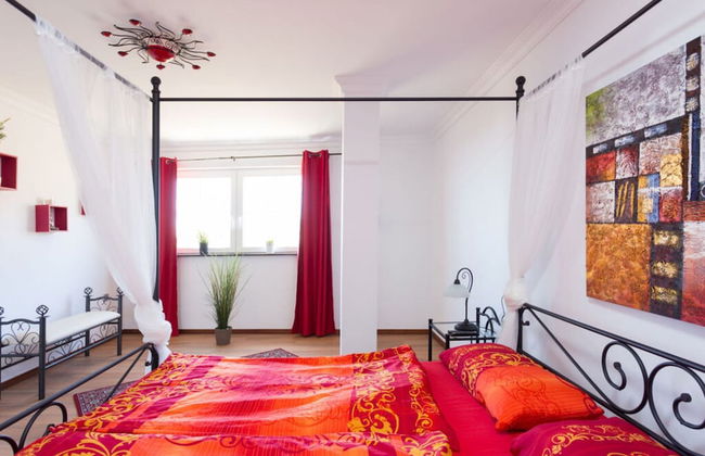 Lovely Apartment in Arona - Photo 3