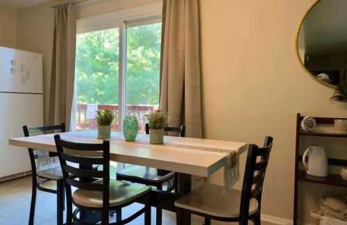 Avon Nature Retreat by Creek - Foto 9