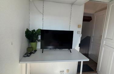 La ContrEscarpe - Studios de DEPANNAGE - Secteur GARE CENTRE - Foto 7