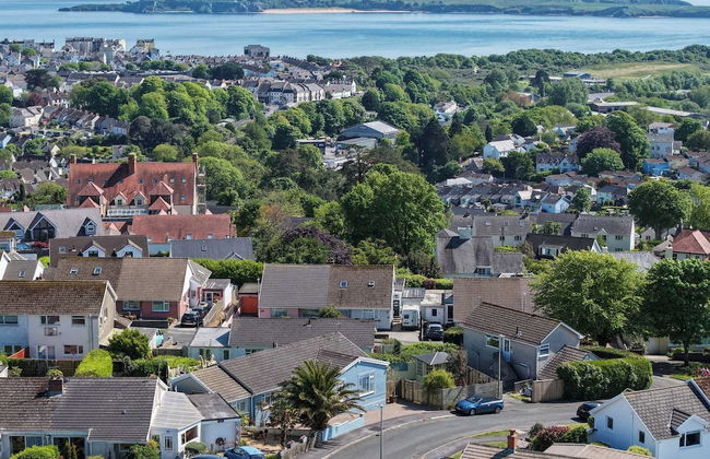 Town Heights - 3 Bedroom Holiday Home - Tenby - Foto 65