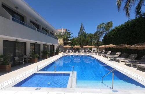 Paradise Bar Apartments - Photo 54